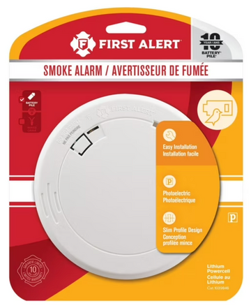 First Alert 10-Year Battery Slim Photoelectric Smoke Alarm